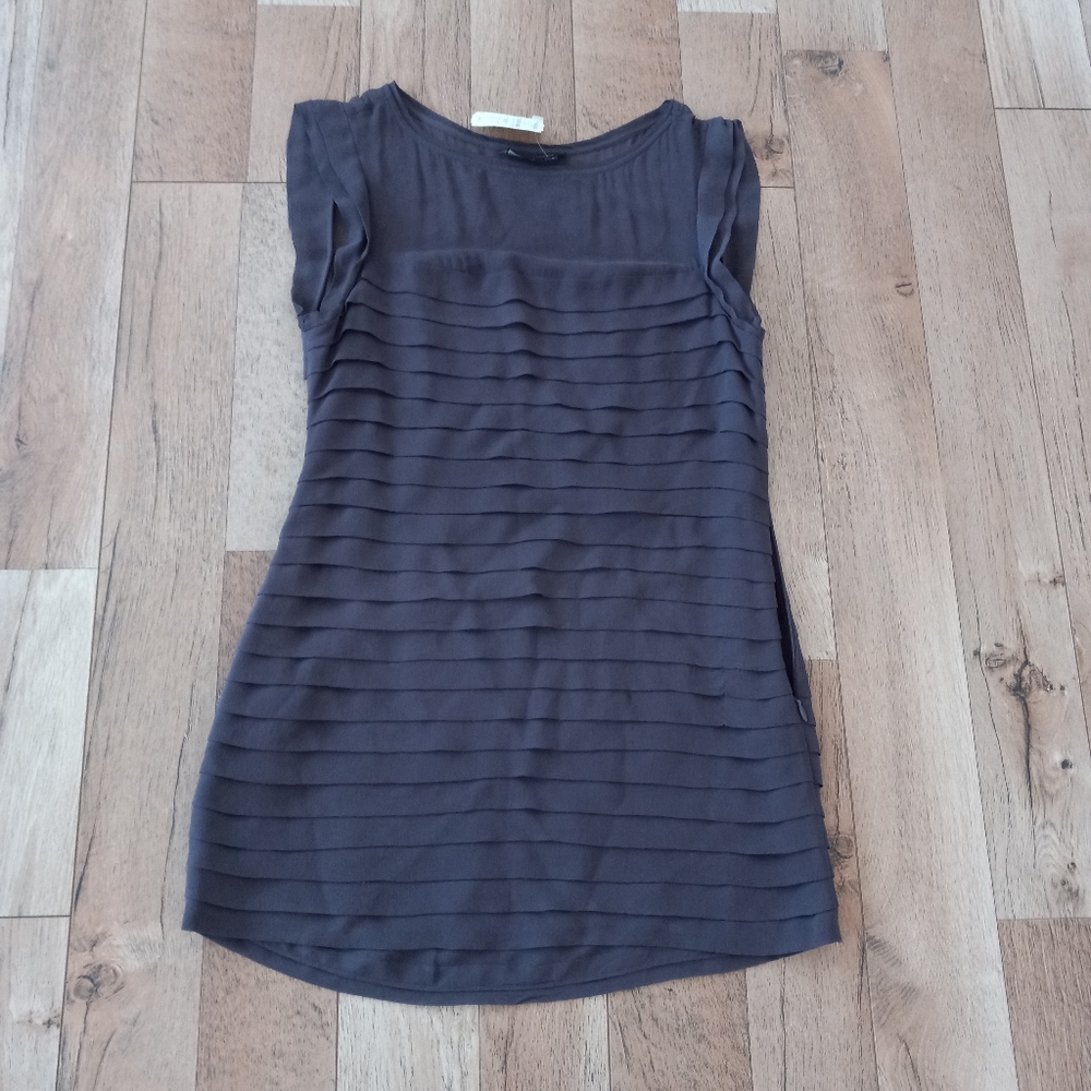 BCBG Max Azria 100% Silk Tiered Chiffon Sheath Dress  Dark Grey
